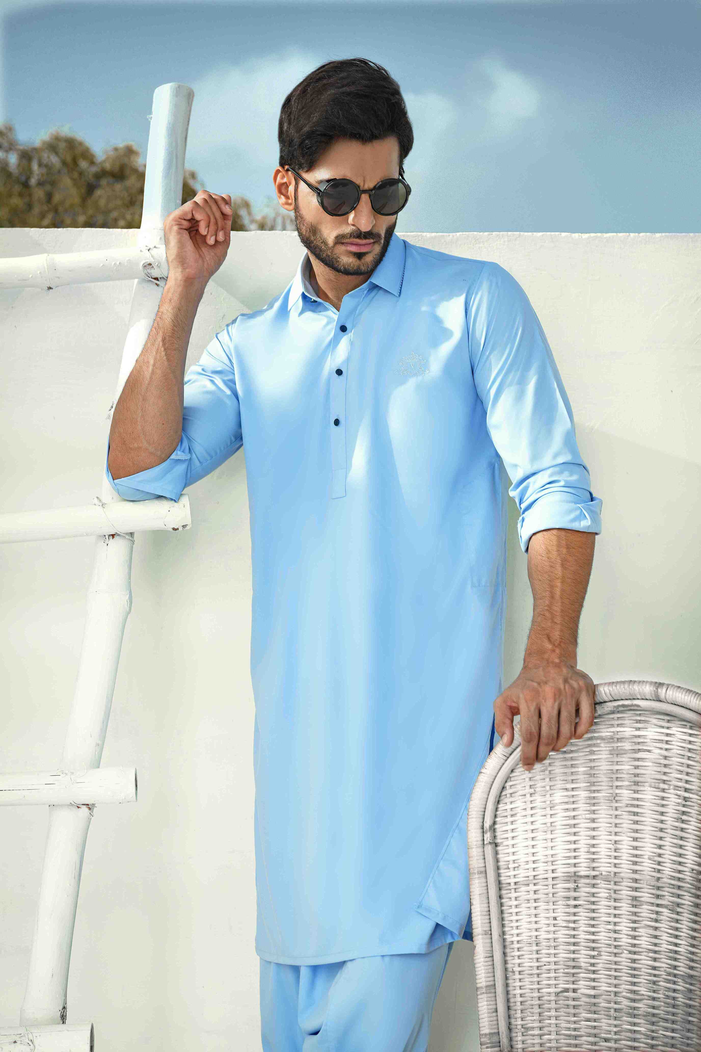 MENS UNSTITCHED EMERALD SUIT SKY BLUE