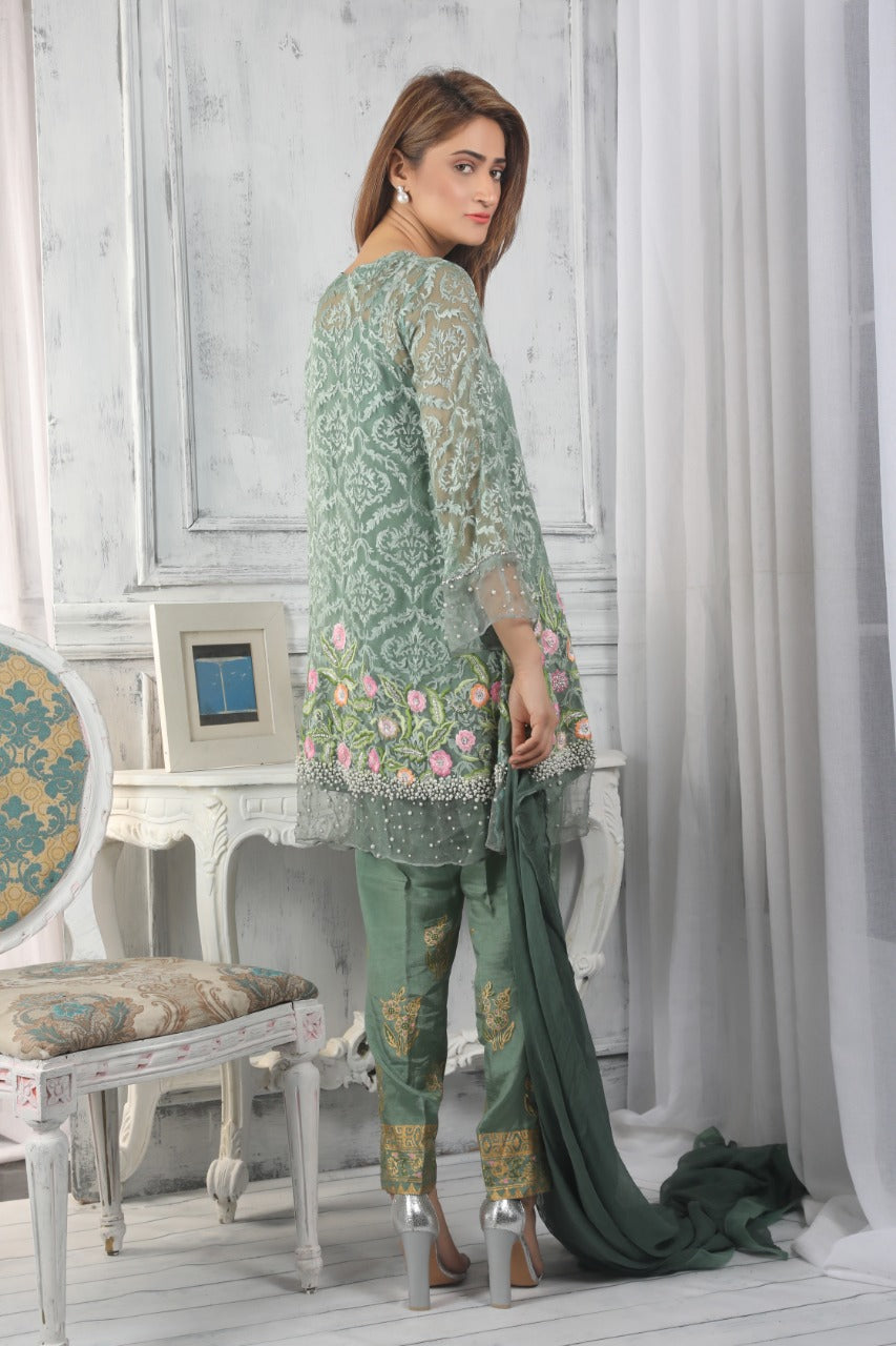 Green organza Embodied fabric